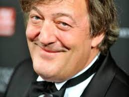 Politie ondervraagt Stephen Fry over 'godslasterende' uitspraken