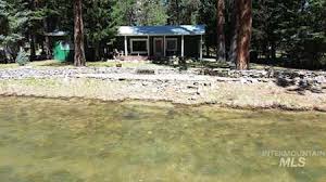 Lowman 2 Bedrooms Real Estate