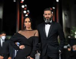 يعتبر الخوف من الموت أمر طبيعى عند الإنسان، لكن البعض يشعر بالخوف الشديد الذى يؤثر على سلوكه ونفسيته ويمكن أن يصل الأمر وسواس الموت الأعراض التالية: Bz2h5ctnek Tum