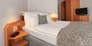 Wifi and parking are free, and this hotel also features a restaurant. Hotel Haus Duden Wesel Offizielle Webseite