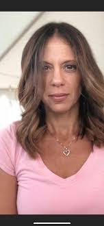 Jennifer Buscemi's Instagram, Twitter & Facebook