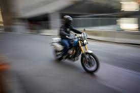 Le défilé des troupes à l'honneur. Accidents Mortels De Moto A Qui La Faute La Presse