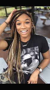 Medium Black And Brown Braids Makeup Tools Braids Hairstyles Color Box Braids Hairstyles Color White Box Braids Jumbo Box Braids Mediu In 2020 Brown Box Braids Hair Styles Small Box Braids