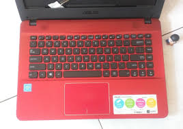 Harga asus x441u masih tergolong cukup terjangkau, yakni sekitar rp 6,5 juta dan sudah tersedia kamu beli di toko online maupun gerai resmi asus lainnya. Jual Casing Laptop Asus X441n Fullbody Bonus Engsel Jual Beli Laptop Kamera Bekas Service Sparepart Di Malang