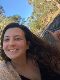 Samantha Capper's Instagram, Twitter & Facebook