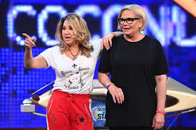 A total of six episodes were produced and broadcast each year and featured one contestant competing with media personality. Schlag Den Star Carmen Geiss Und Claudia Effenberg Nerven Zuschauer Gala De