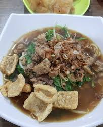 Disini kita akan sedikit berbagi info tentang bagaimana cara membuat resep mie kangkung yang dijamin mudah, murah, meriah dan menyenangkan. Ujan Ujan Makan Mie Kangkung Review Mitha Komala Di Restoran Mie Kangkung Siomay Si Jangkung Thamrin