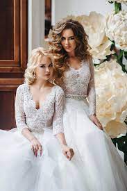 Buche jetzt deinen persönlichen hochzeitsrausch. Bodysuit Lace Bodysuit Two Piece Wedding Dress Alternative Wedding Dress Long Sleeve Wedding Dress Tulle Dress Lace Top Wedding Dresses Two Piece Wedding Dress Etsy Wedding Dress