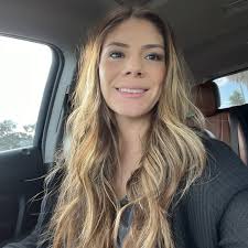 Alicia Cendejas's Instagram, Twitter & Facebook