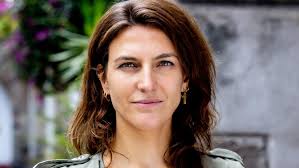 Hints die wijzen naar Anna Grimbere in Wie is de Mol? 2024