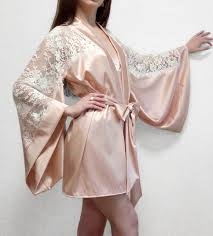 Great news!!!you're in the right place for kimono femme soie. Silk Kimono Robesilk Robesilk Bridal Robe 100 Pure Natural Etsy Mangas De Renda Pijamas Sensuais Kimono Cetim