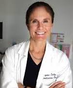 Megan Daly's Instagram, Twitter & Facebook