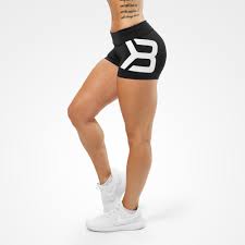Show some leg in a pair of super short shorts from the boohoo hot pants collection. Better Bodies Shorts Von Better Bodies Kauft Die Gracie Hotpants In Unserem Shop