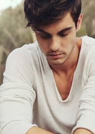 Sunny Burns's Instagram, Twitter & Facebook