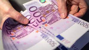 Find out why the eurozone's highest value banknote will be removed from circulation. Austria Nu Mai Emite Bancnota De 500 De Euro Cele Aflate In CirculaÅ£ie RÄman Legale Si Vor Fi Retrase Gradual Din CirculaÅ£ie Ziarul Romanesc Austria