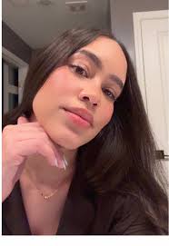 Victoria Caver (@vicktracy)