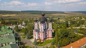 Reprezentanții companiei huawei au exprimat interesul pentru dezvoltarea parteneriatului de afaceri în republica moldova. Travel To Moldova Tips 12 Day Itinerary Against The Compass