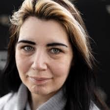 Leona Bullock's Instagram, Twitter & Facebook