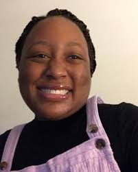 Bold Huskies Pursue Fulbright Fellowship Opportunities