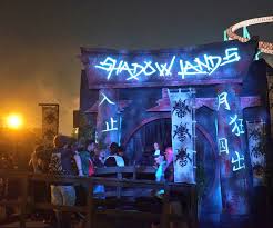Knott's fried chicken and biscuits. Knott S Berry Farm Closes Halloween Ride Featuring Mental Patient Newsmax Com