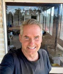 Shalom from Palm Beach, FL! Burt 73 y.o. widower Personality: