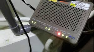 中華電信股份有限公司 chunghwa telecom co., ltd.（簡稱：中華電信、中華電、cht）是中華民國（臺灣）的電信業者，原為交通部電信總局的營運部門，1996年中華民國政府施行電信自由化政策，根據電信三法從交通部電信總局中拆分出來設立公司. ä¸­è¯é›»ä¿¡ç¶²è·¯å•é¡Œ Mobile01