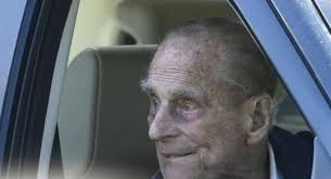 ودخل الأمير فيليب مستشفى الملك إدوارد السابع في لندن يوم 16 فبراير/شباط الماضي للعلاج من عدوى، ثم انتقل إلى مستشفى جديد في لندن، سانت بارثولوميو هوسبيتال، حيث أجرى فحوصات وتم وضعه تحت الملاحظة بسبب مرض في القلب، موجود من قبل. Ø¹Ø§Ø¬Ù„ ÙˆÙØ§Ø© Ø§Ù„Ø£Ù…ÙŠØ± ÙÙŠÙ„ÙŠØ¨ Ø²ÙˆØ¬ Ù…Ù„ÙƒØ© Ø¨Ø±ÙŠØ·Ø§Ù†ÙŠØ§ Ø¥Ù„ÙŠØ²Ø§Ø¨ÙŠØ« Ø¹Ù† Ø¹Ù…Ø± 99 Ø¹Ø§Ù…Ø§ Ø§Ù„Ø¹Ø±Ø¨ ÙˆØ§Ù„Ø¹Ø§Ù„Ù… Ø§Ù„ÙˆØ·Ù†