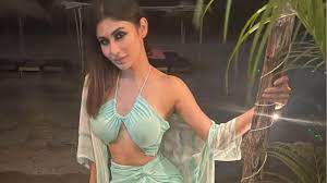 Mouni roy nude videos