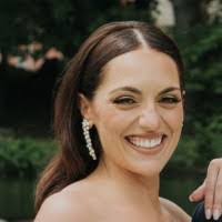 Marie Avery's Instagram, Twitter & Facebook