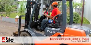 Our company requires forklift operator holding valid lisence and transferable visa. Forklift Sio Forklift Training Indonesia Perusahaan Training Operator Forklift Terbaik Di Indonesia Sertifikat Sio Asli Kemnaker