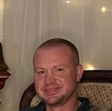 Brad Couch's Instagram, Twitter & Facebook