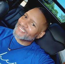 Justin Swiger's Instagram, Twitter & Facebook