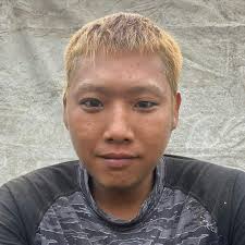 Masicka always quick to flash how rich he is before he enter music, now to  lend helping hand to some hurricane victims he needed a foundation to do so  🤔