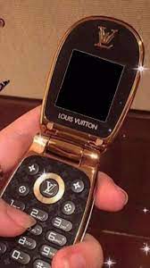 See more ideas about louis vuitton, vuitton, louis vuitton bag. Louis Vuitton Flip Phone 90s Aesthetic Vintage Retro Aesthetic Vintage Aesthetic Vintage Retro Louis Vuitton Aesthetic