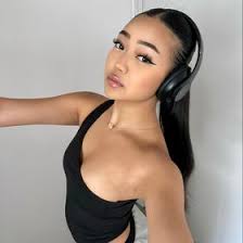 Anna Shrestha (annashrxstha)