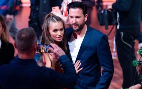 Michael wendler startet ganz neu durch! Michael Wendler Veroffentlicht Corona Witz Uber Laura Muller