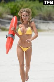 Lisa Hochstein Nude Photos & Videos 2025 | TheFappening