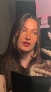 Isabella Holbrook's Instagram, Twitter & Facebook