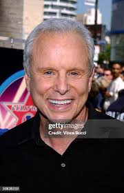 18 Photos & High Res Pictures