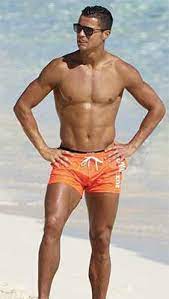 I do think he still has it with the inner part of his foot. Cristiano Ronaldo Natural Oder Nicht Gannikus De
