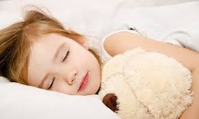 Je pense qu'il est important d'expliquer le sommeil aux enfants. Les Bienfaits Du Sommeil Expliques Aux Enfants Blog Hop Toys