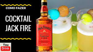 Made with jack fire, this easy cocktail won't be sneaking past your taste buds. Coquetel Com Jack Daniel S Fire Jack Fire Sour Youtube