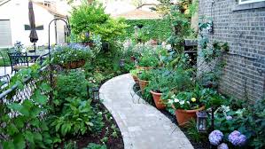 How To Landscape A Small Yard Or Patio Angie S List