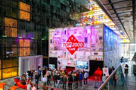 Top 2000 lijst 2020 op npo radio 2 van 25 december 00.00 uur tot 31 december 23.59 uur. Top 2000 Wikipedia