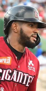 Luis Urueta valora jugadores Gigantes del Cibao