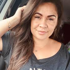 What lens is best for high school sports photography?