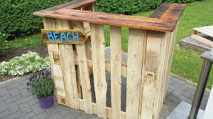 Beach Bar Aus Europalletten Bar Bauen Gartenbar Garten Ideen