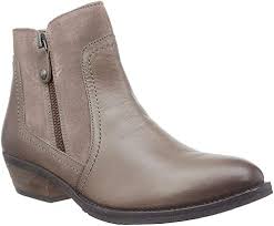 Grab a spot on the rooftop patio and have some hush puppies and a beer and enjoy the view! Hush Puppies Women S Isla Ankle Boots Amazon Co Uk Shoes Bags