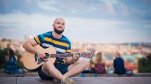 V roce 2011 vytvořil pokáč autorské duo s právě začínajícím zpěvákem voxelem a jako textař se podílel na jeho dvou albech (allboom, motýlí efekt). Pokac Andel Text Lyrics Youtube