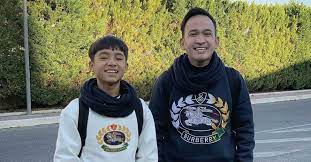 Sementara pihak tergugat adalah pt ayam geprek benny sujono. Akhirnya Ruben Onsu Umumkan Nama Cina Betrand Peto